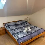 Dejan Apartman *